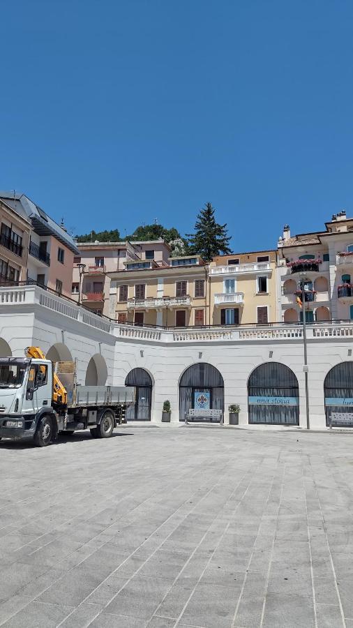 Piccolo Paradiso In Pieno Centro Castel Di Sangro Exterior photo